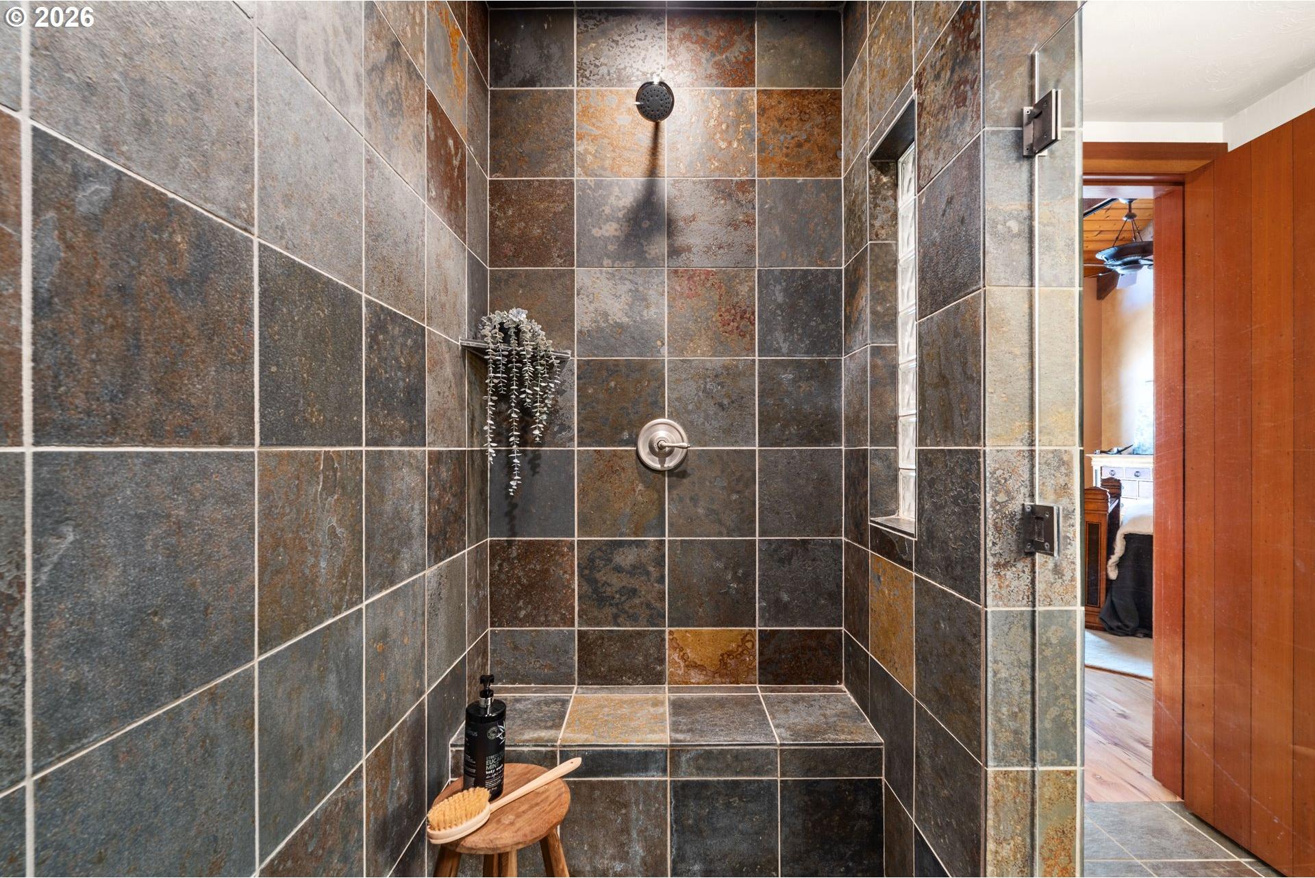 37573 Southeast Gordon Creek Road Corbett, OR 97019 - Photo 13 of 41 Gallery Image 13