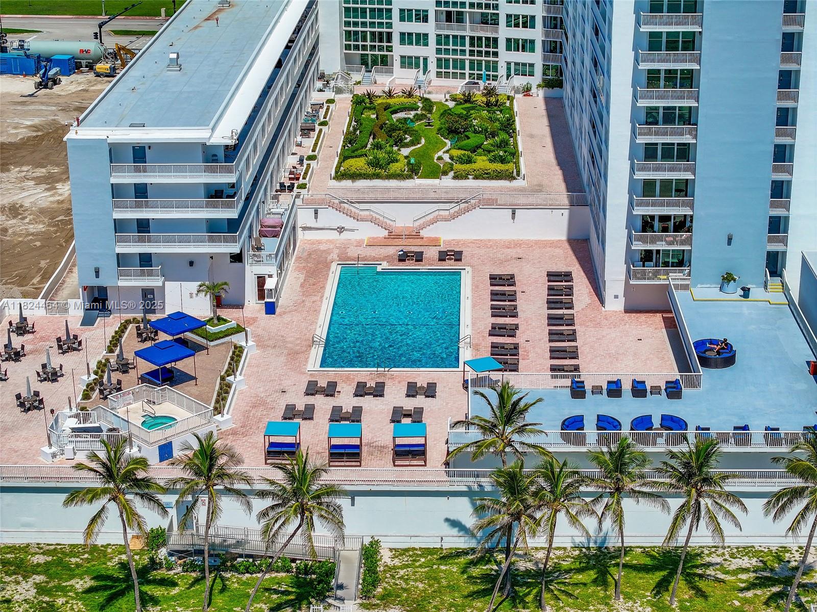 5401 Collins Avenue, Unit 419 Miami Beach, FL 33140 - Photo 50 of 81