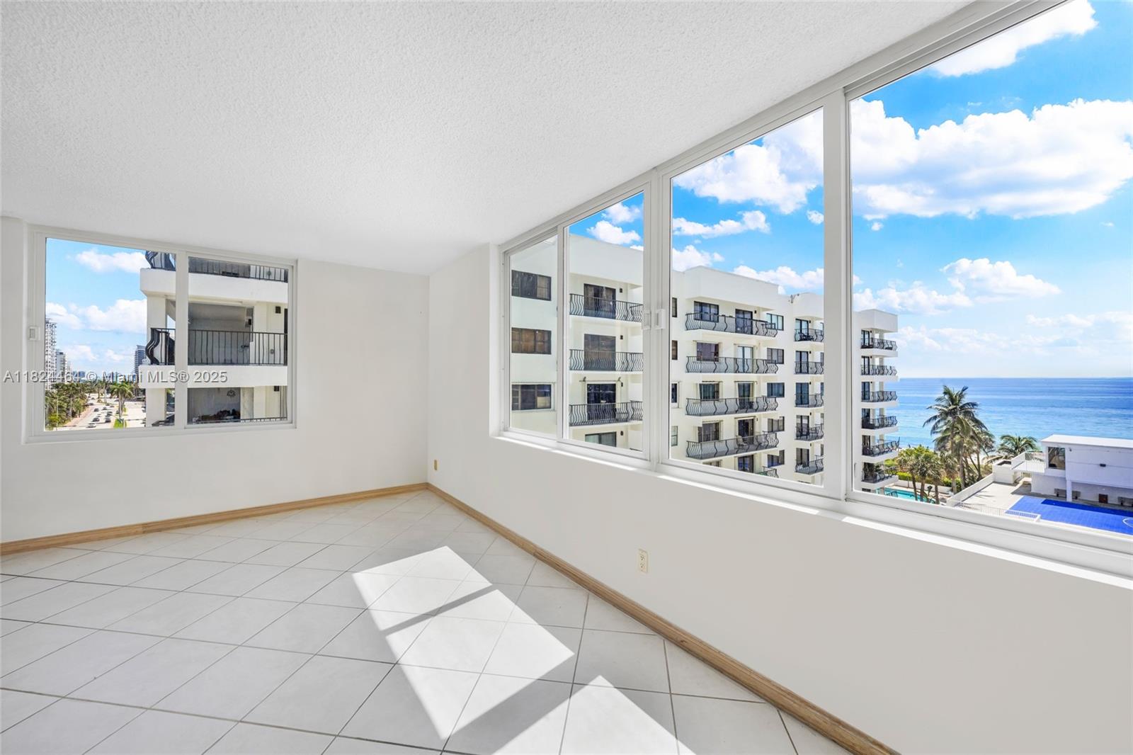 5401 Collins Avenue, Unit 419 Miami Beach, FL 33140 - Photo 10 of 81
