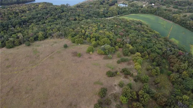 $330,650 | 0 Ivory Road, Moran, KS 66755