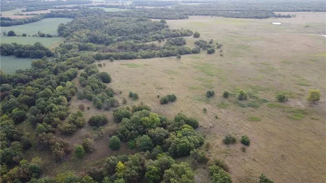 $330,650 | 0 Ivory Road, Moran, KS 66755