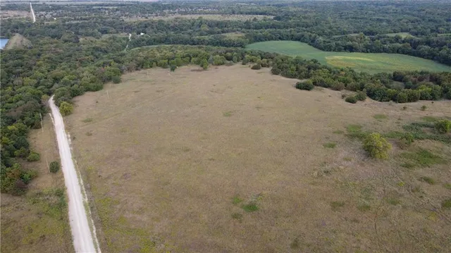 $330,650 | 0 Ivory Road, Moran, KS 66755