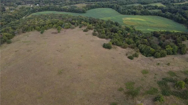 $330,650 | 0 Ivory Road, Moran, KS 66755