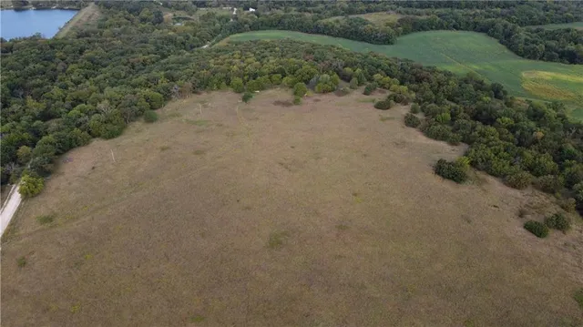 $330,650 | 0 Ivory Road, Moran, KS 66755