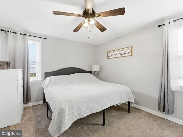 $295,000 | 401 Woodbury Terrace, West Deptford, NJ 08086