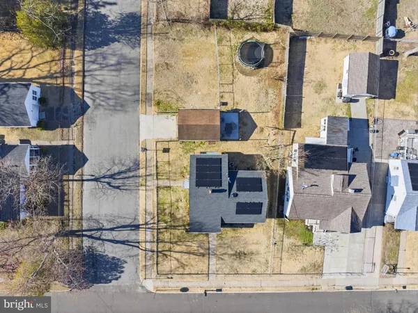 $295,000 | 401 Woodbury Terrace, West Deptford, NJ 08086