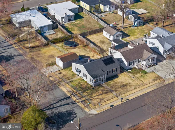 $295,000 | 401 Woodbury Terrace, West Deptford, NJ 08086