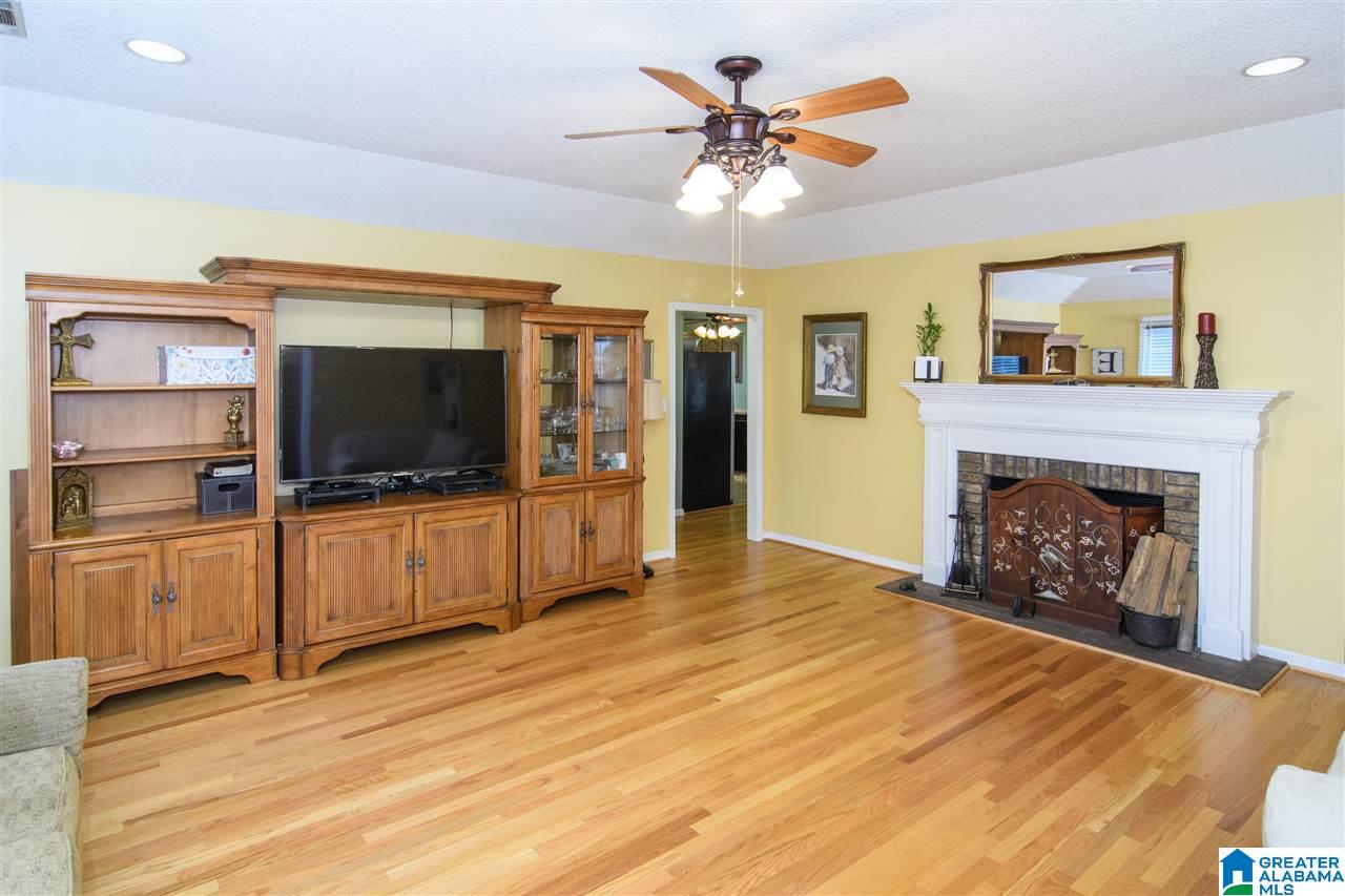 865 Springmeadow Drive Gardendale, AL 35071 - Photo 9 of 47
