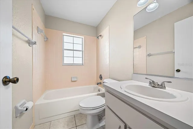 $269,000 | 2851 Northeast 64th Lane, Ocala, FL 34479