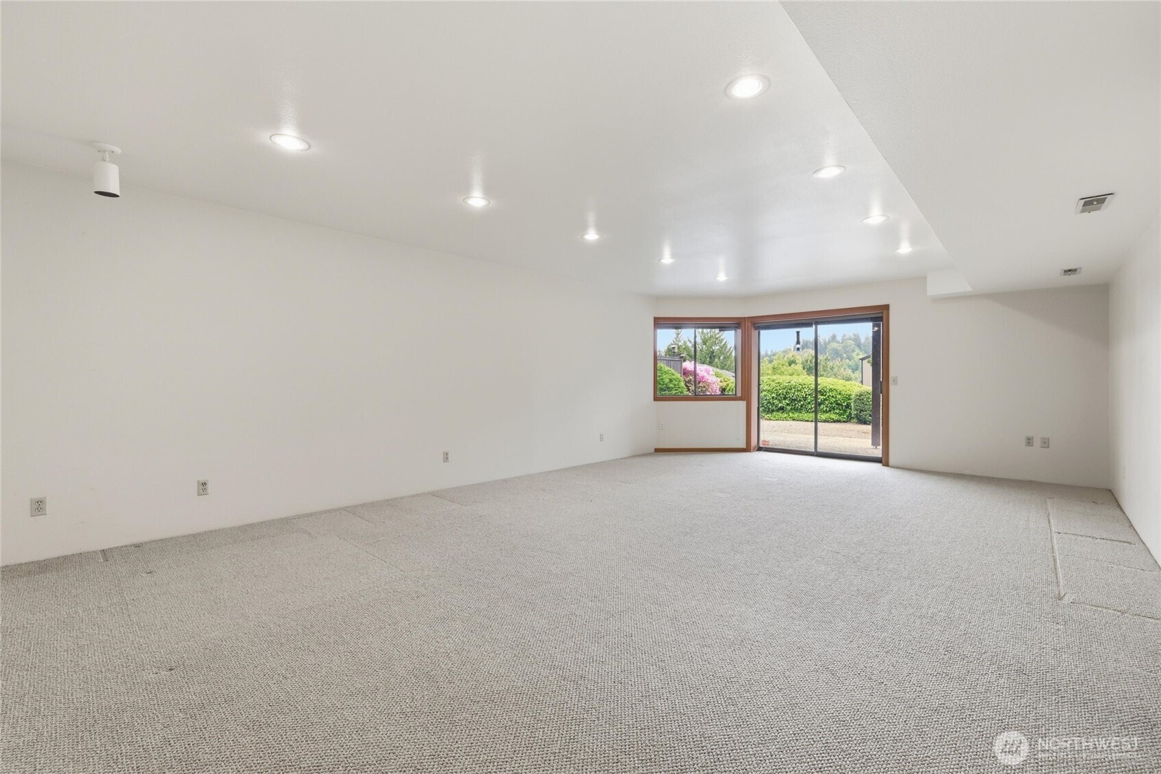 9520 Odin Way Bothell, WA 98011 - Photo 28 of 40