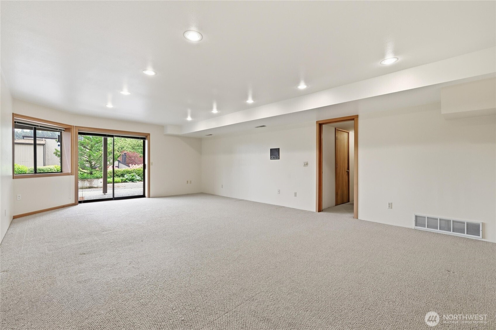 9520 Odin Way Bothell, WA 98011 - Photo 30 of 40