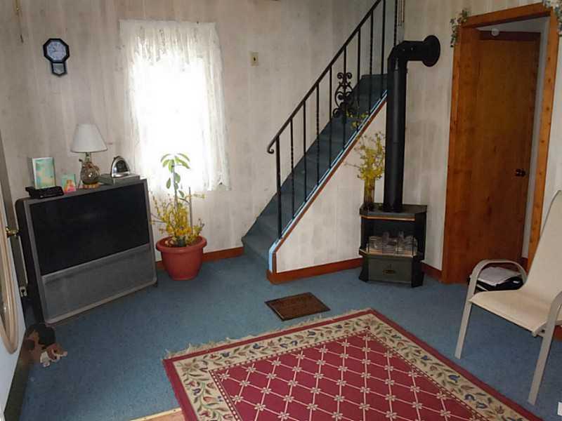 115 Dittmer Road Butler, PA 16002 - Photo 3 of 12 Living Room.
