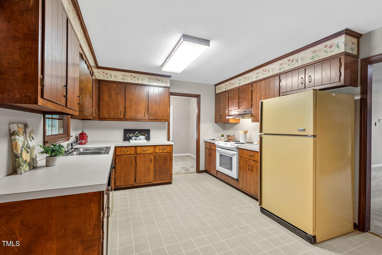 5414 Ventoria Road Durham, NC 27712 - Photo 9 of 51 Kitchen