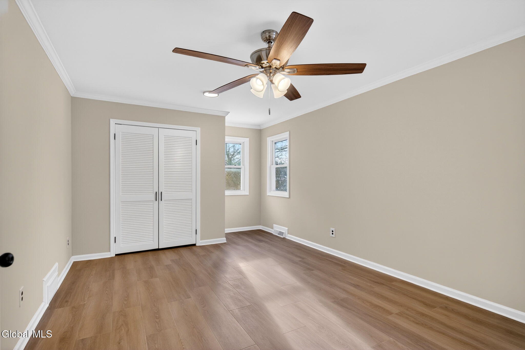 271 Vly Road Colonie, NY 12309 - Photo 11 of 38 11-web-or-mls-015-DSC00902