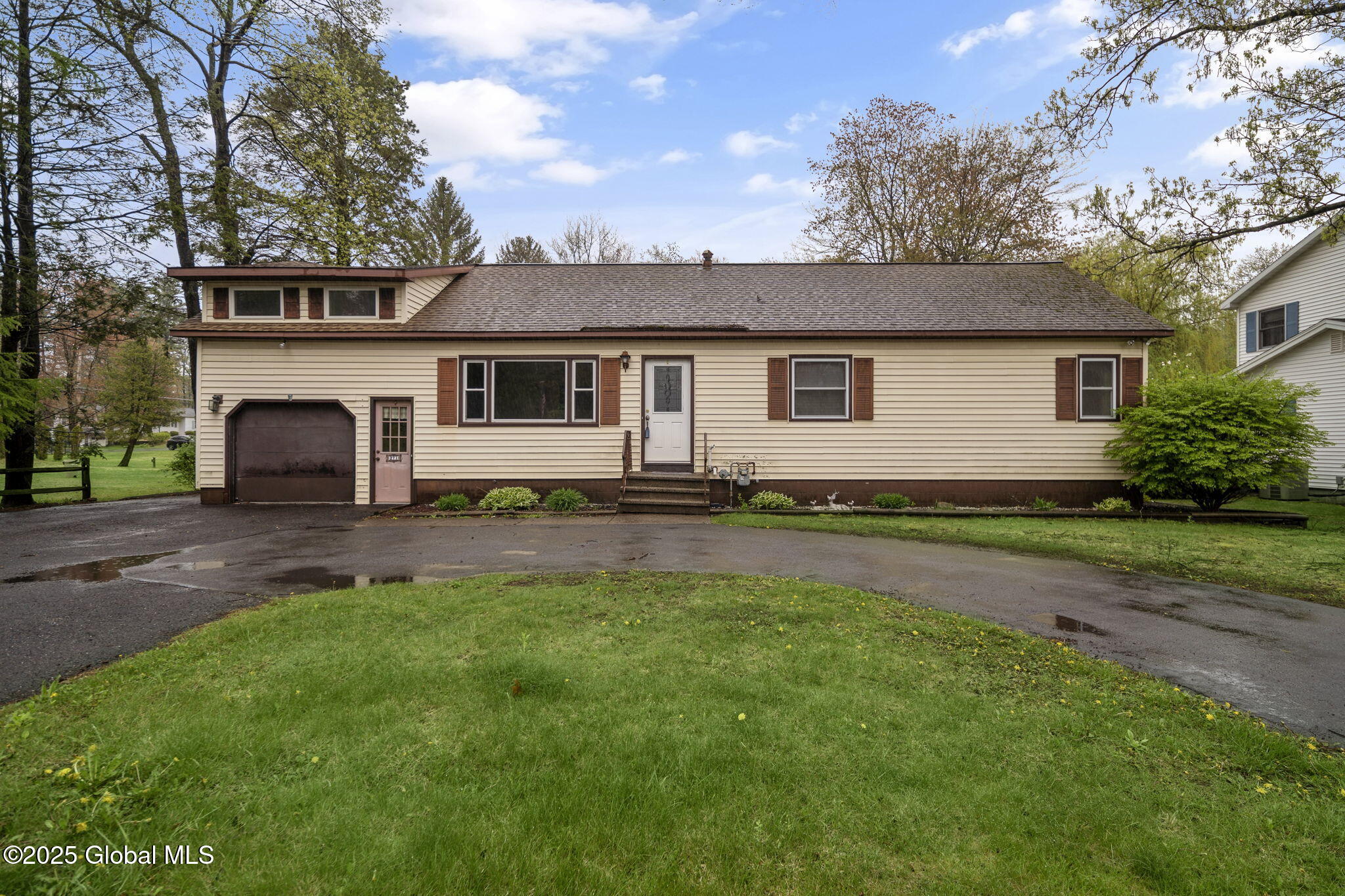 271 Vly Road Colonie, NY 12309 - Photo 31 of 38 Exterior 01