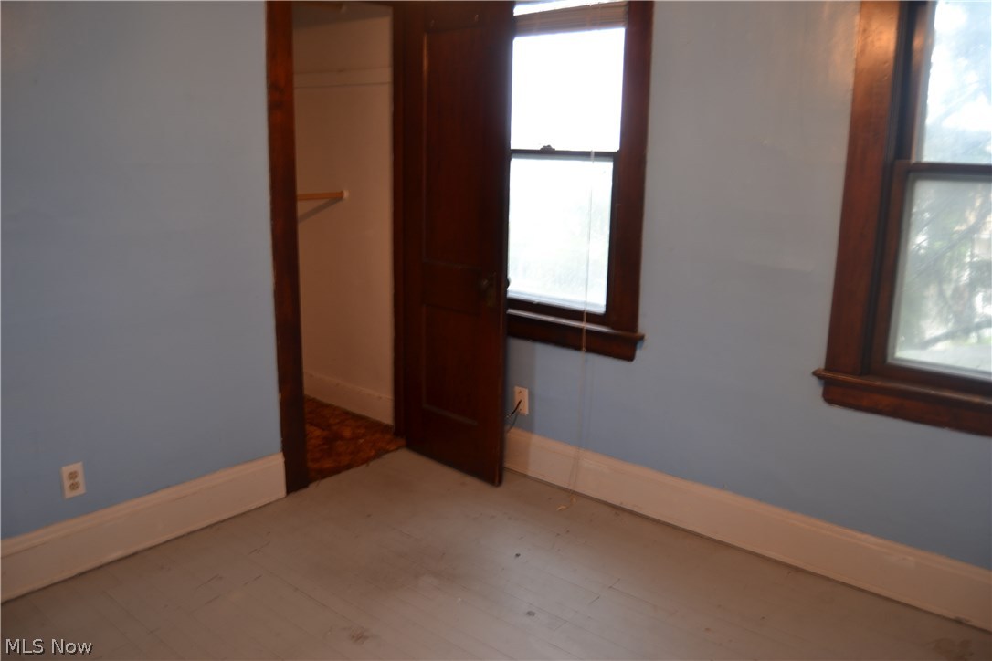 906 Alhambra Road Cleveland, OH 44110 - Photo 15 of 23