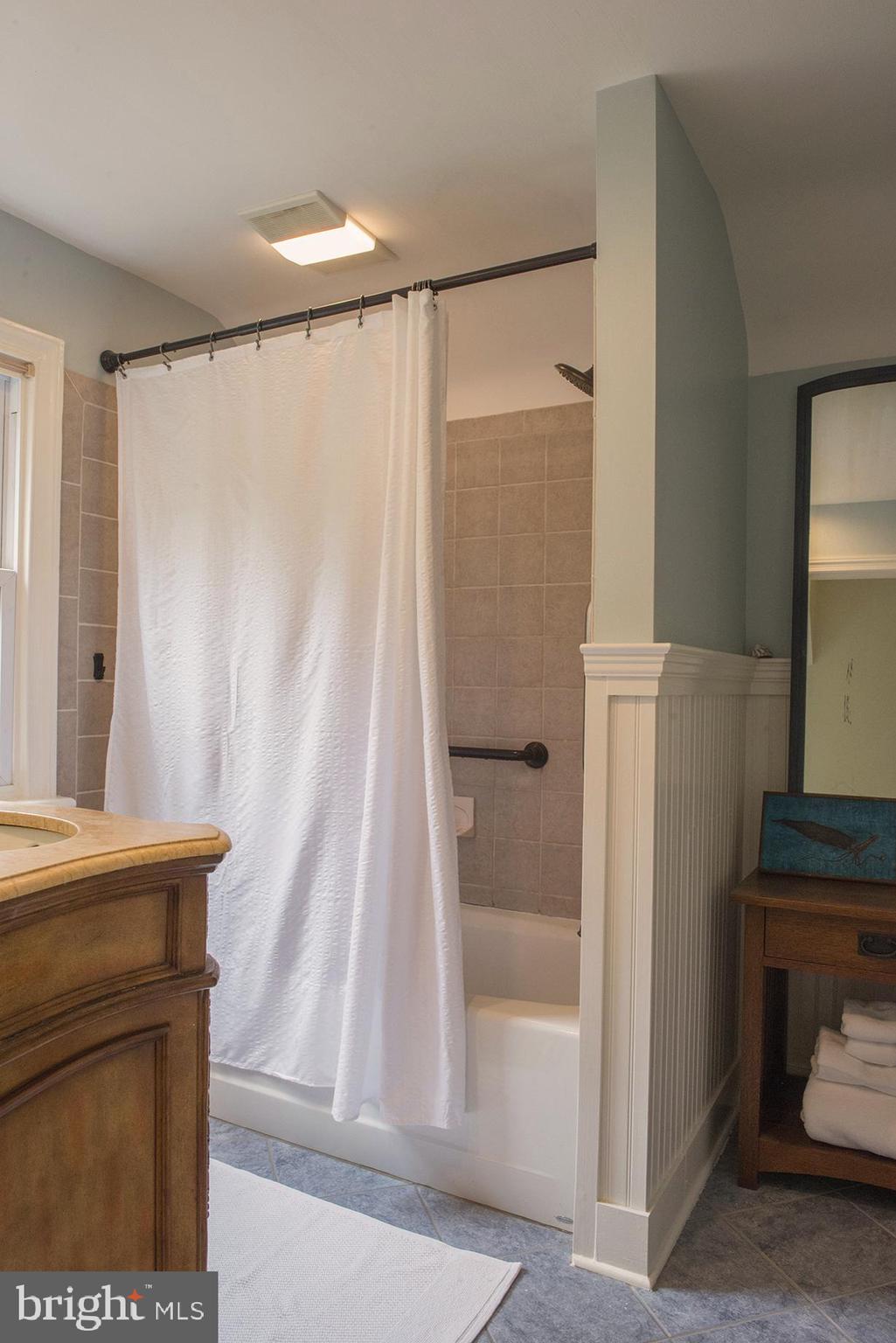 418 Montier Road Glenside, PA 19038 - Photo 15 of 29 Gallery Image 15
