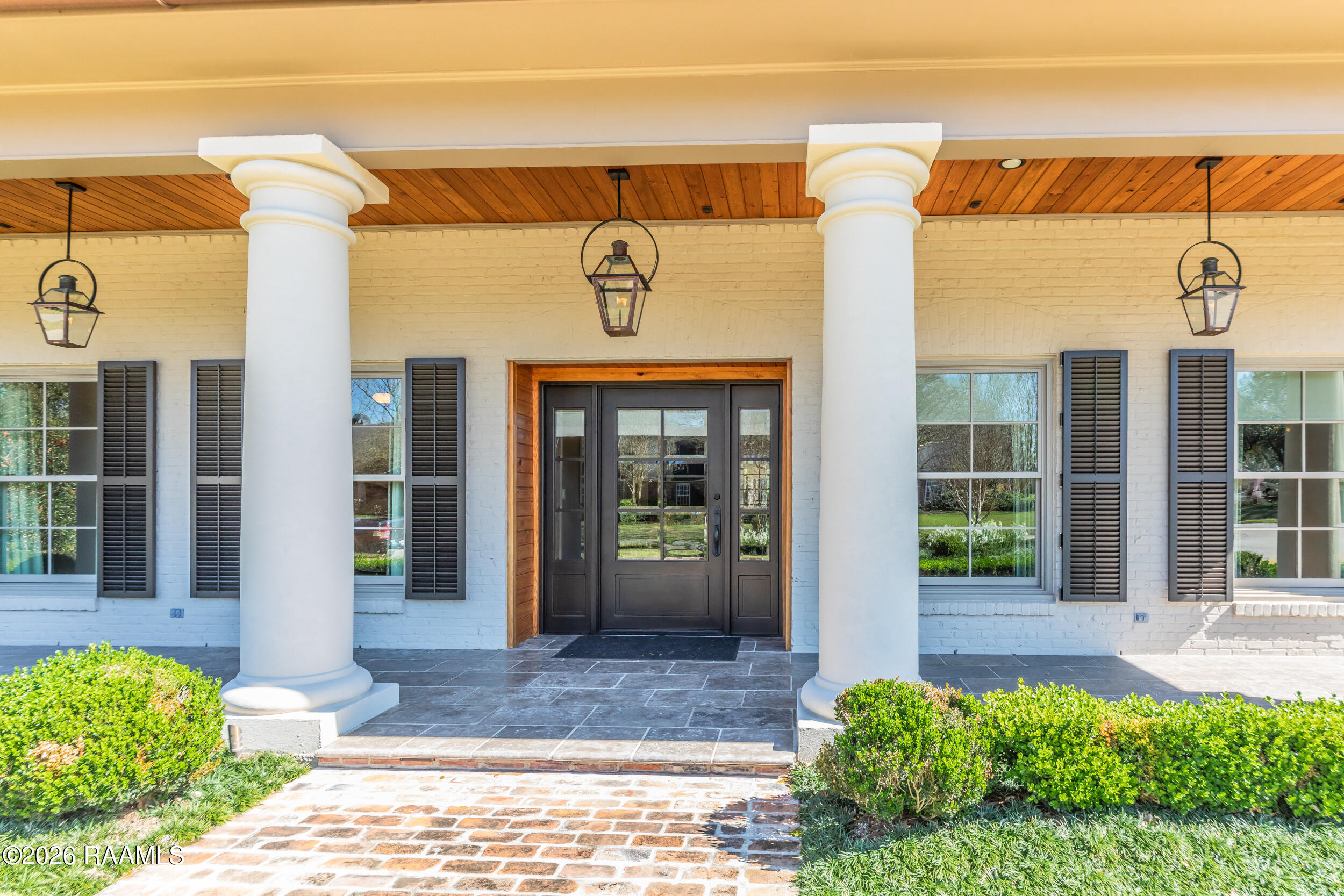 100 Shannon Road Lafayette, LA 70503 - Photo 4 of 60 100Shannon-9