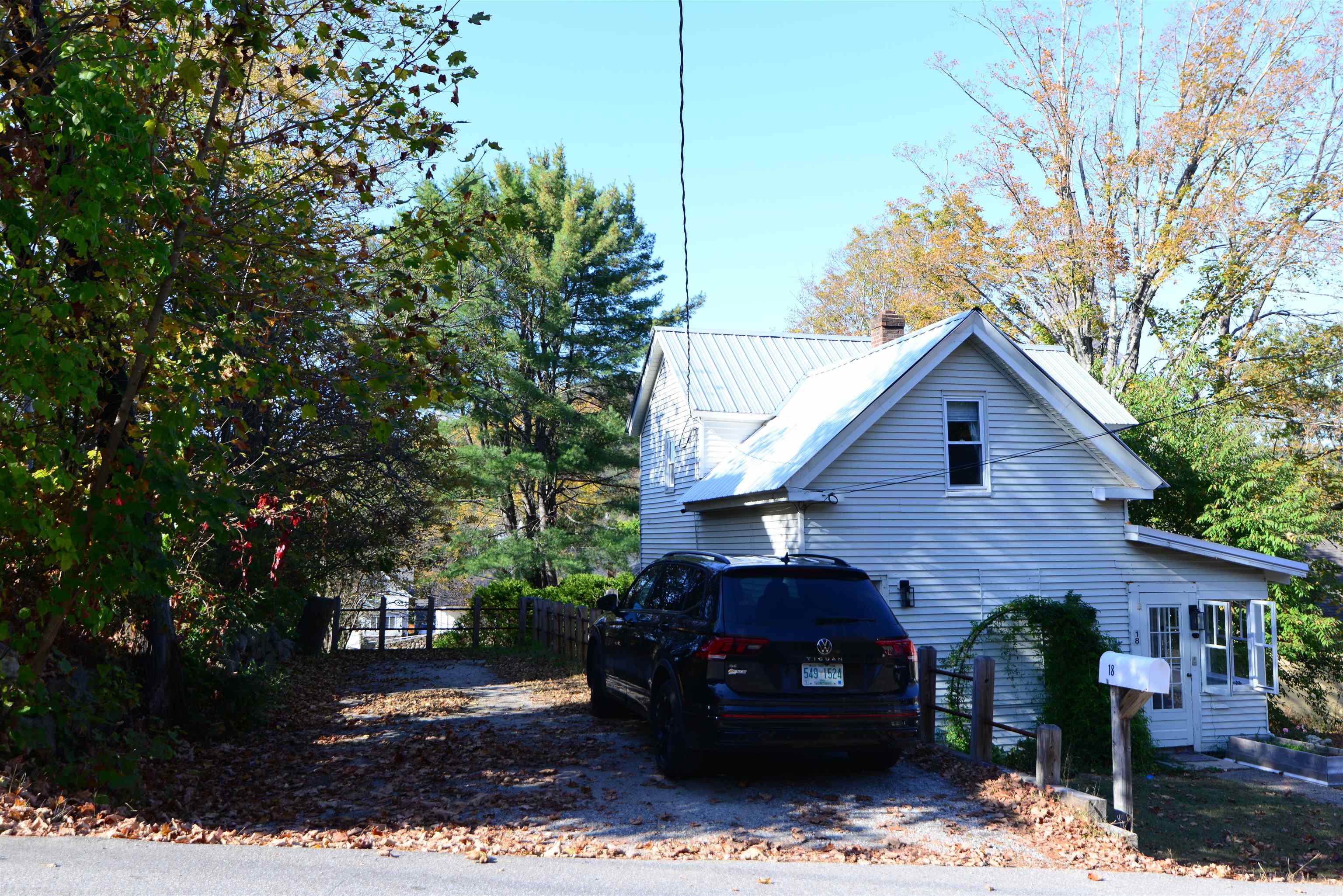 18 Prospect Street Bristol, NH 03222 - Photo 5 of 34