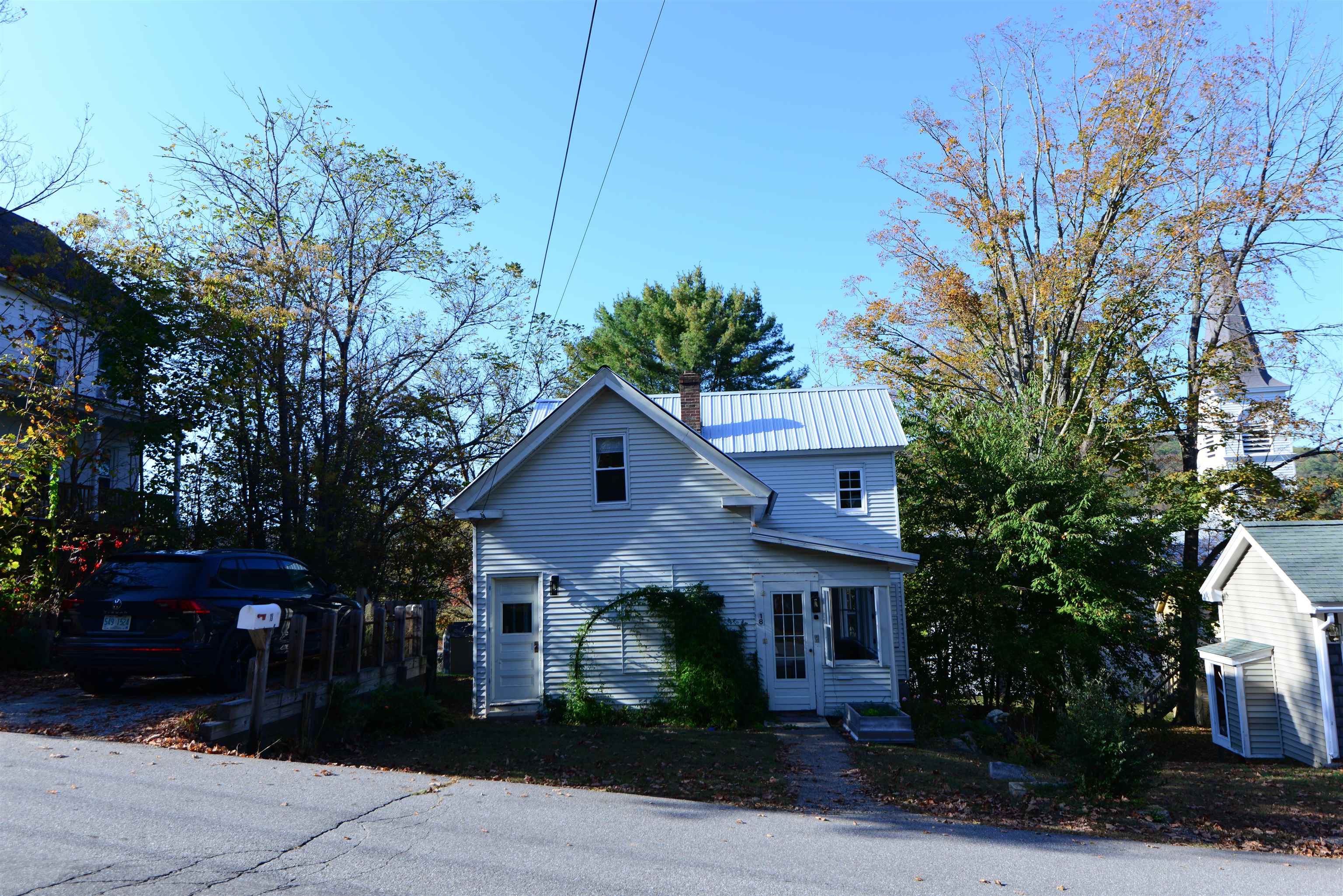 18 Prospect Street Bristol, NH 03222 - Photo 7 of 34