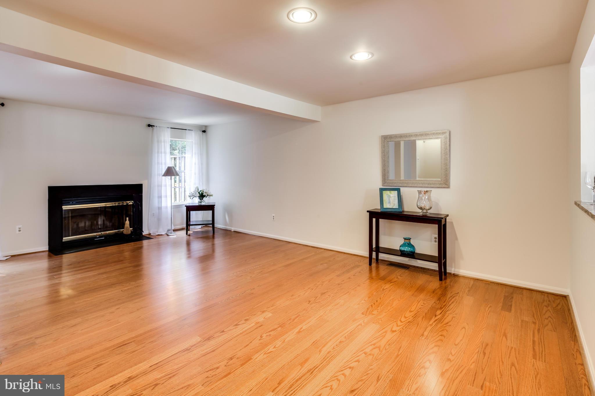 8724 Ruppert Court Ellicott City, MD 21043 - Photo 7 of 27 Dining Room