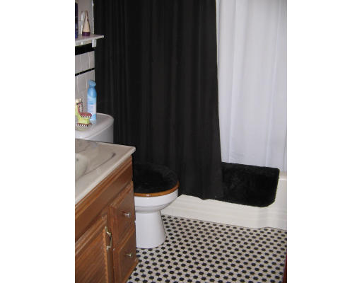 18 Spring Street Medford, MA 02155 - Photo 9 of 15 Gallery Image 9