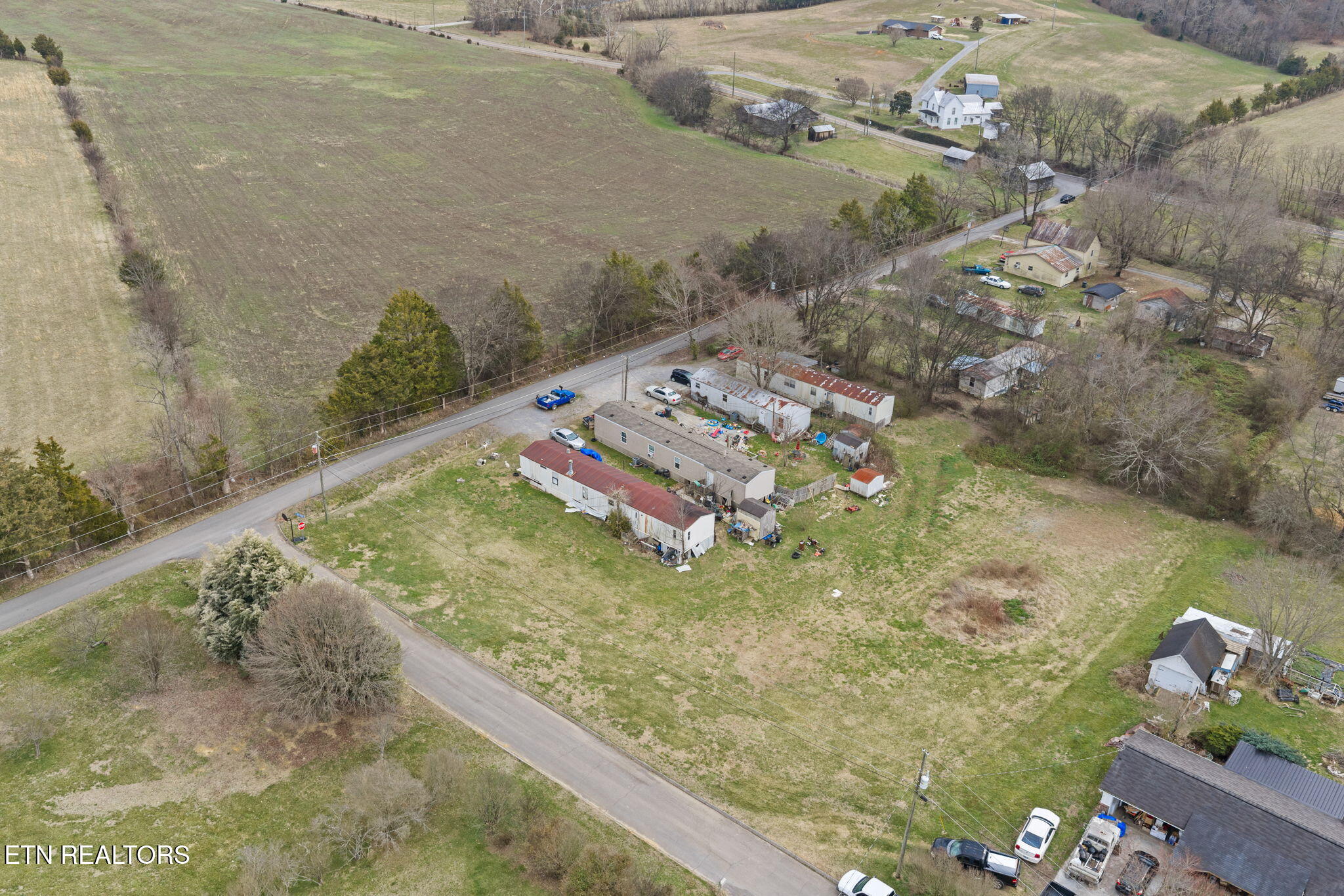 149 Fairgarden Road Sevierville, TN 37876 - Photo 1 of 10 16-web-or-mls-149 Fairgarden--4