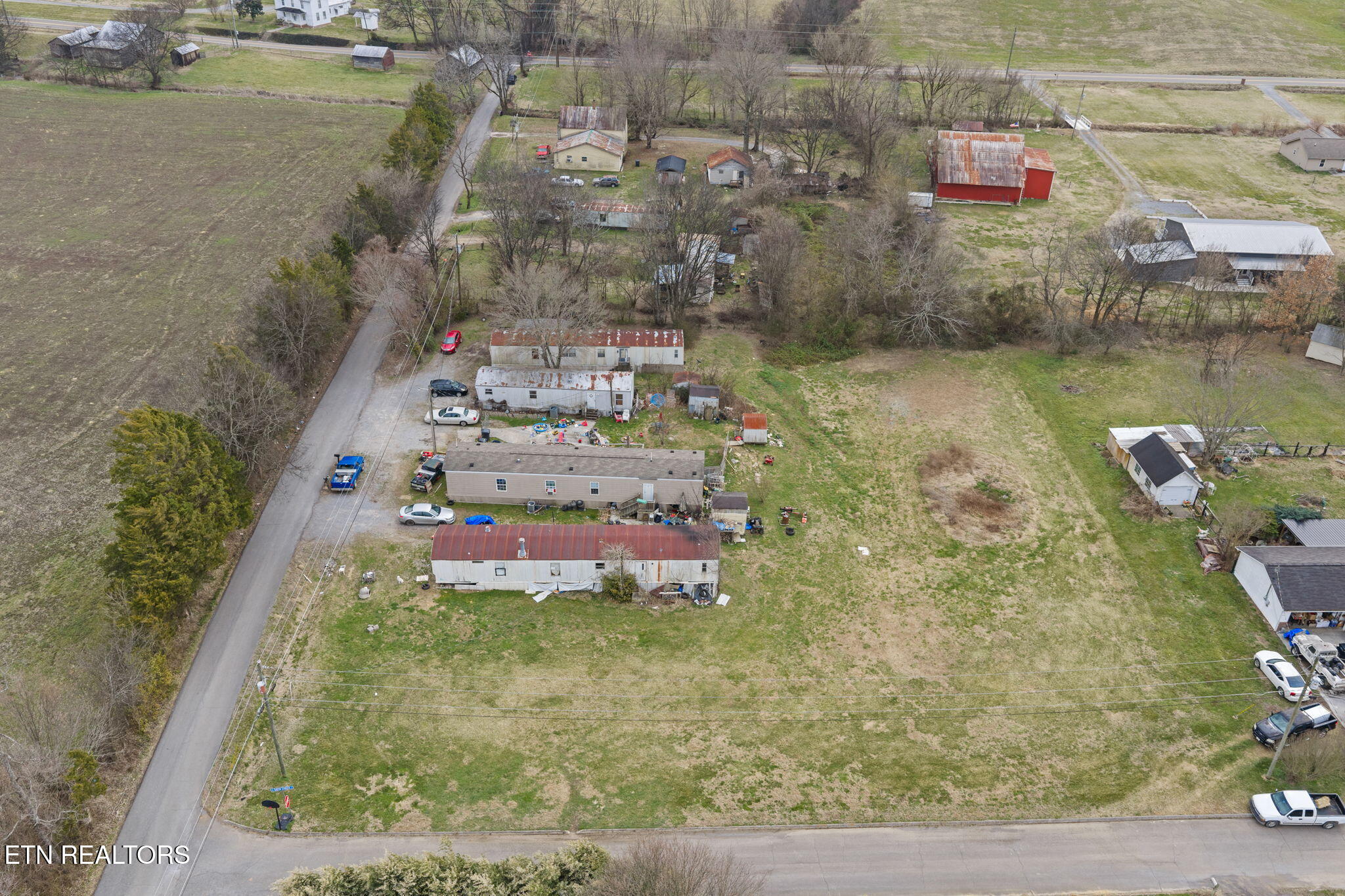 149 Fairgarden Road Sevierville, TN 37876 - Photo 2 of 10 15-web-or-mls-149 Fairgarden--3