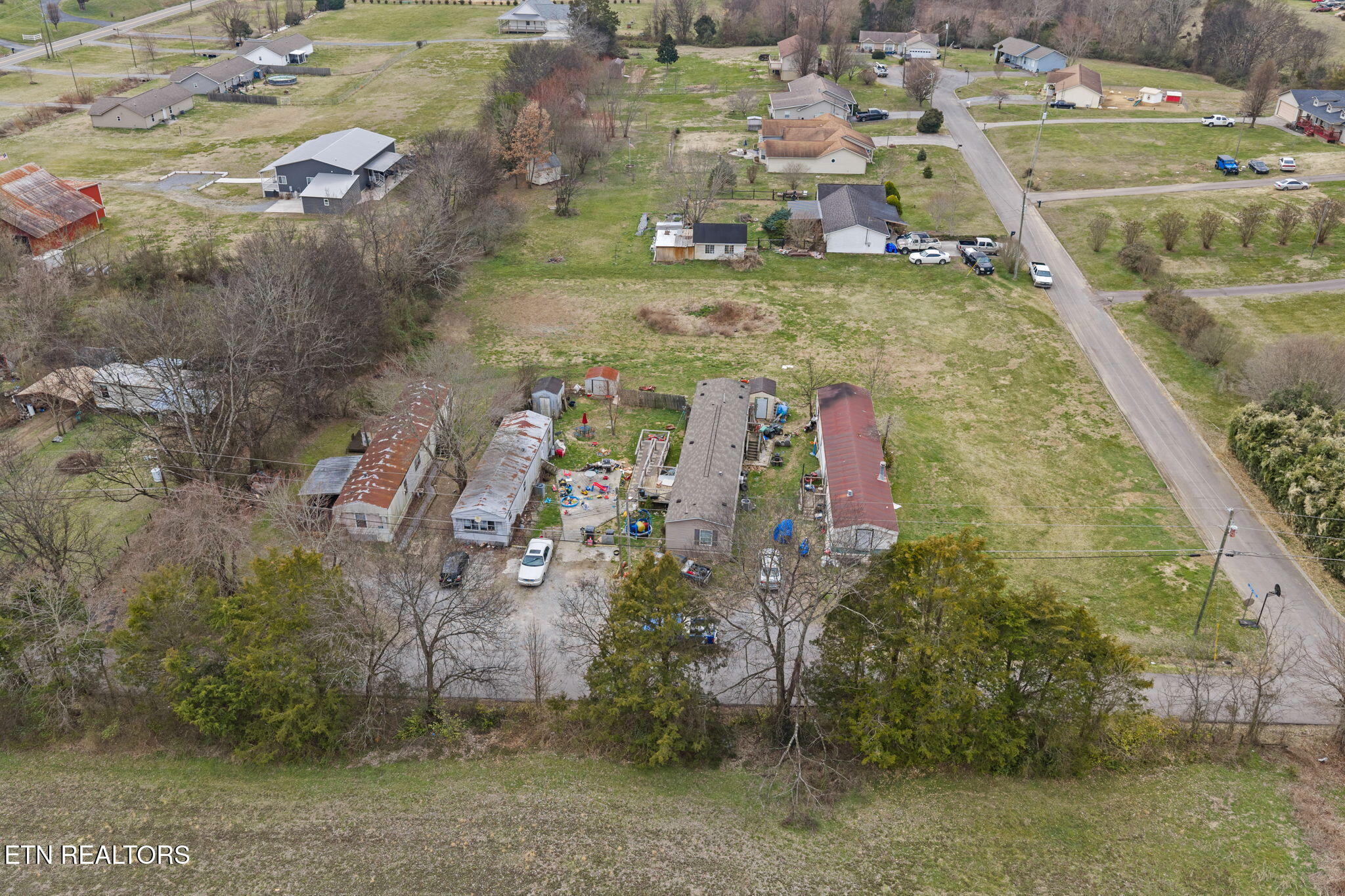 149 Fairgarden Road Sevierville, TN 37876 - Photo 5 of 10 18-web-or-mls-149 Fairgarden-