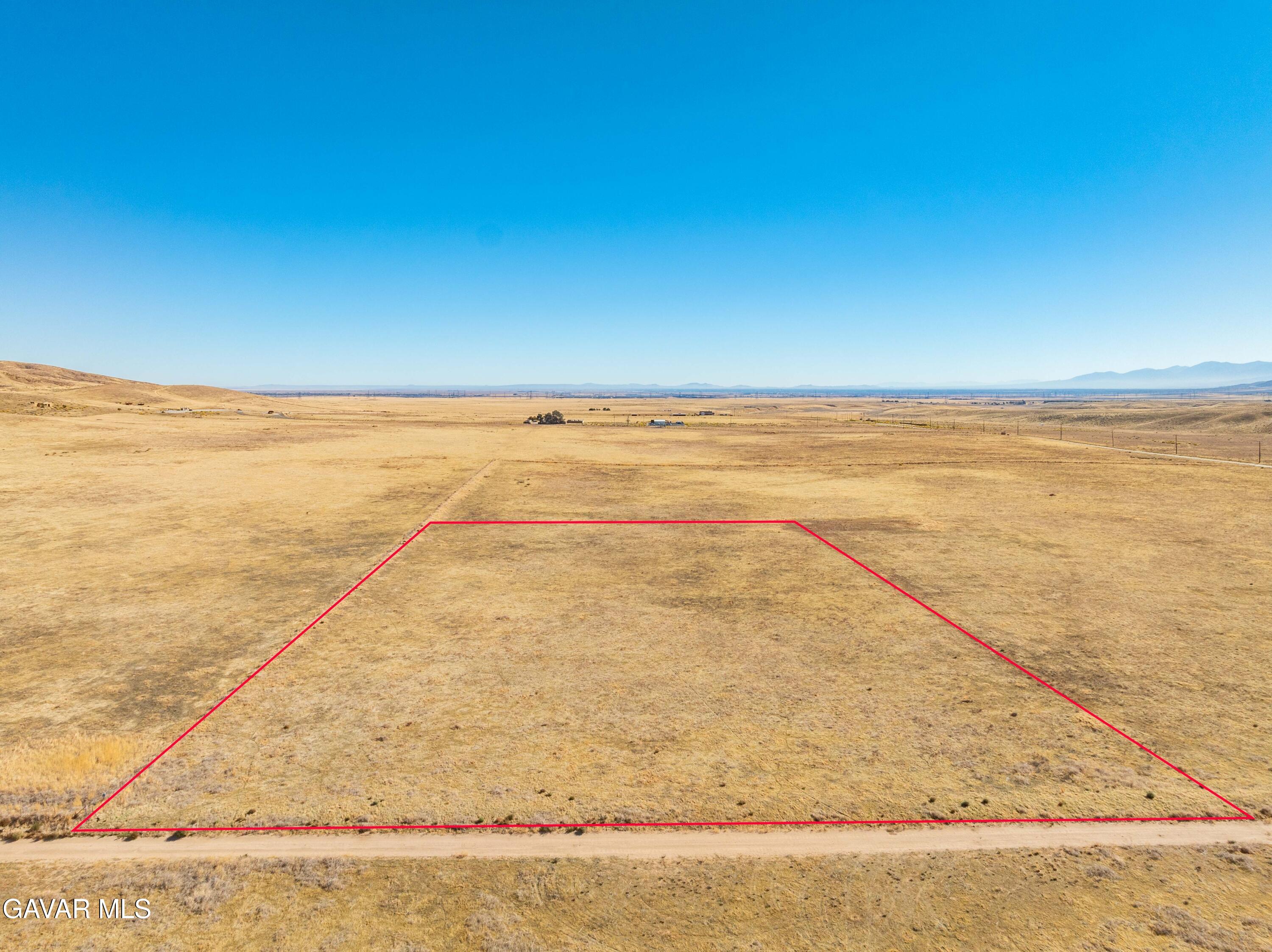 Vac/155th Street Lancaster, CA 93536 - Photo 6 of 10 a view of an ocean