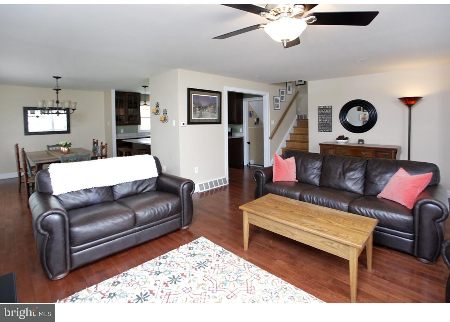 1390 Jolly Road Blue Bell, PA 19422 - Photo 5 of 23 Living Room