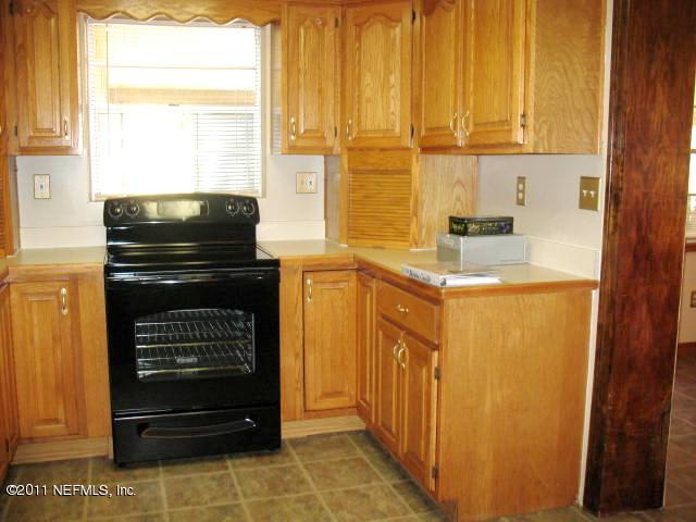 5331 Woodcrest Road Jacksonville, FL 32205 - Photo 3 of 6 Kitchen