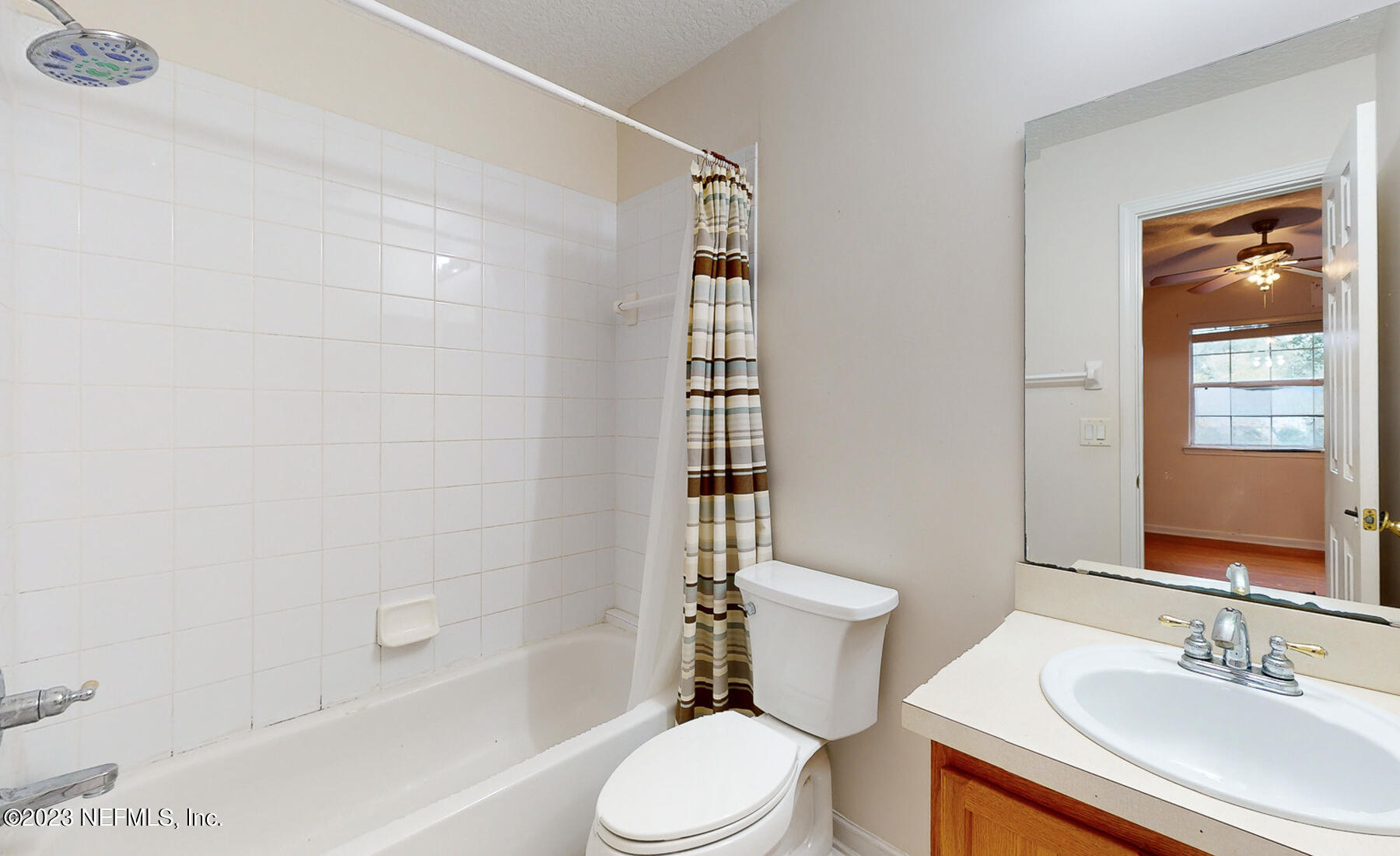 132 Summerhill Circle St. Augustine, FL 32086 - Photo 22 of 35 a bathroom with a sink toilet and shower