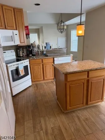 $3,000 | 2 Oak Knoll Lane, Bedminster, NJ 07921