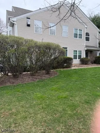 $3,000 | 2 Oak Knoll Lane, Bedminster, NJ 07921