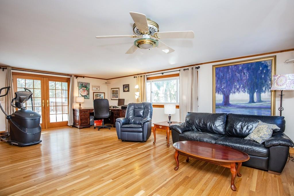 15 Maple Street Topsfield, MA 01983 - Photo 6 of 22 Gallery Image 6