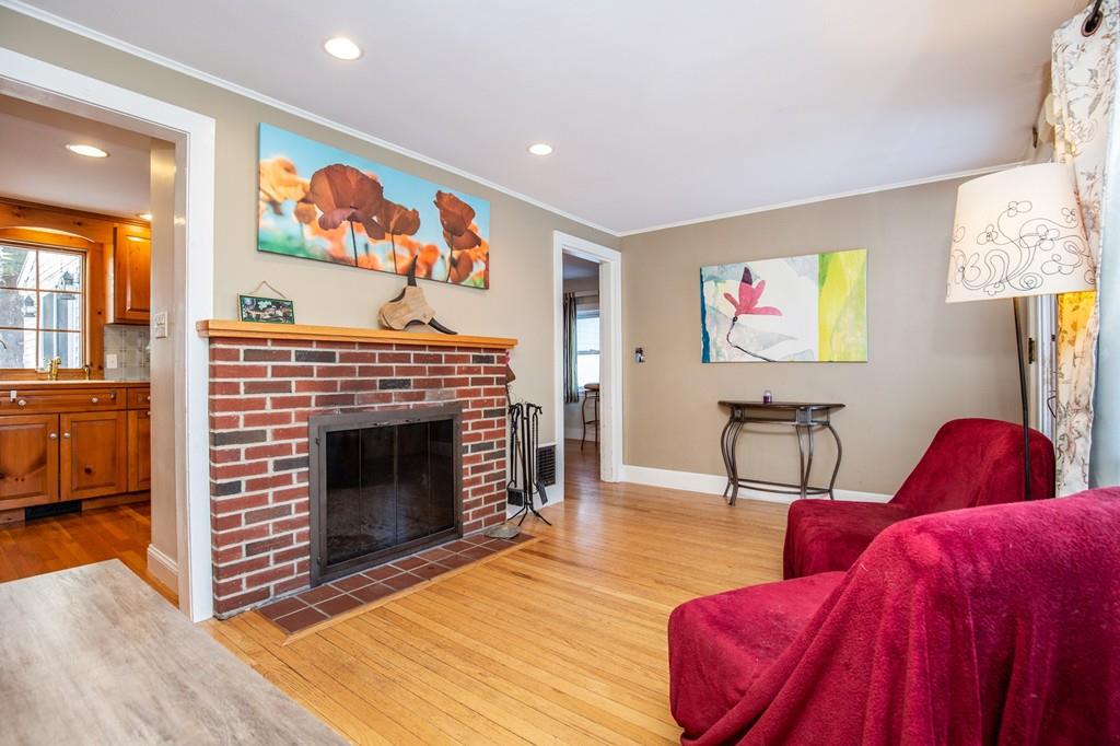 15 Maple Street Topsfield, MA 01983 - Photo 8 of 22 Gallery Image 8