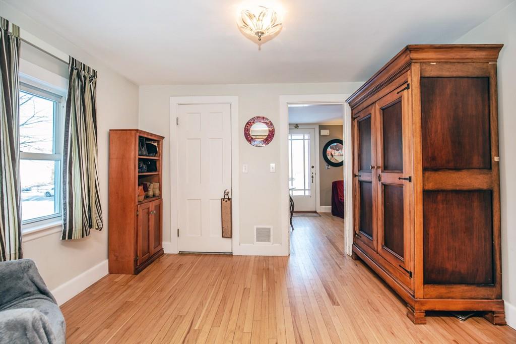 15 Maple Street Topsfield, MA 01983 - Photo 9 of 22 Gallery Image 9