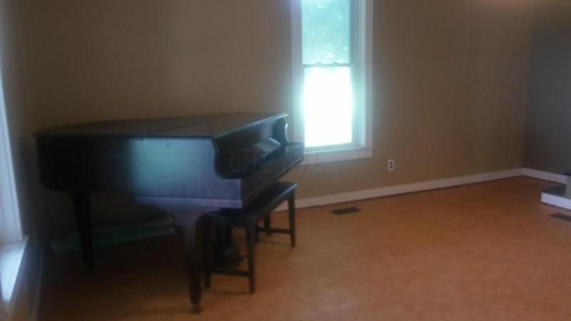 7525 Bremen Road Southeast Lancaster, OH 43130 - Photo 30 of 48 Gallery Image 30