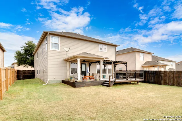 $350,000 | 10315 Red Iron Creek, Converse, TX 78109