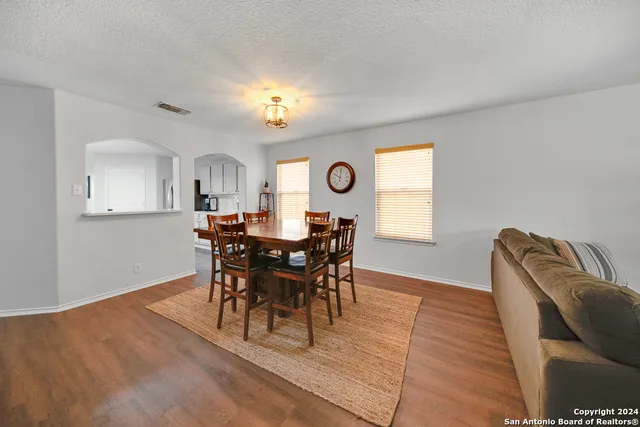 $350,000 | 10315 Red Iron Creek, Converse, TX 78109