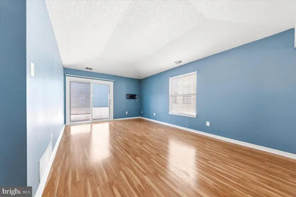 $295,000 | 662 Barbados Drive, Williamstown, NJ 08094