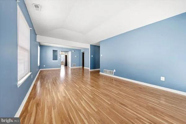 $295,000 | 662 Barbados Drive, Williamstown, NJ 08094