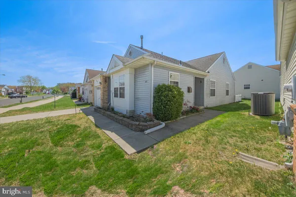 $295,000 | 662 Barbados Drive, Williamstown, NJ 08094