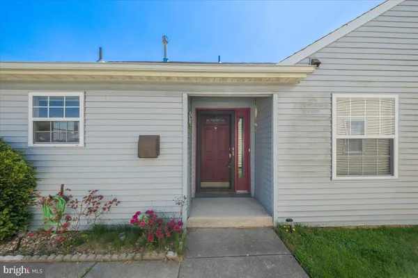 $295,000 | 662 Barbados Drive, Williamstown, NJ 08094