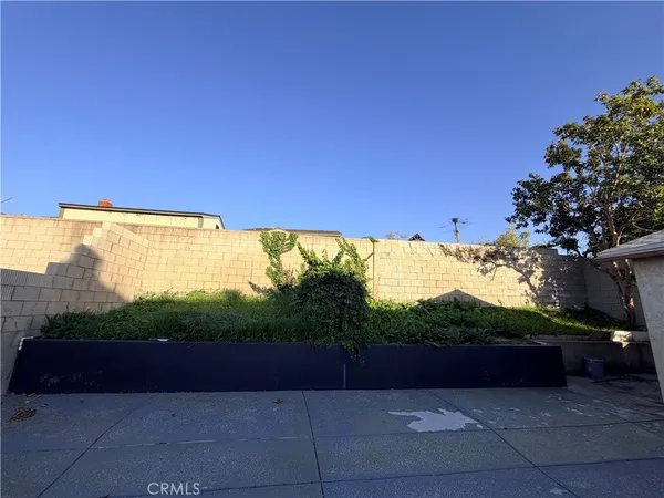 a view of an outdoor space and a lake view