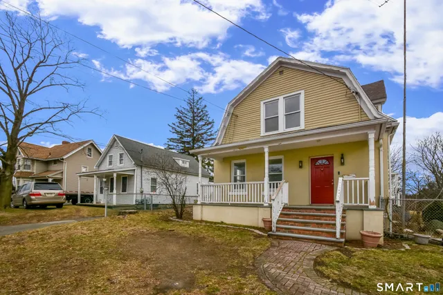 $549,900 | 1260 Elm Street, Stratford, CT 06615