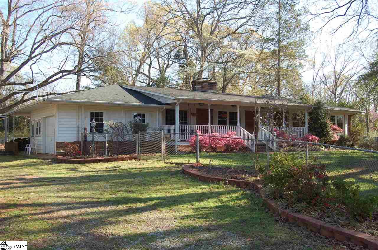 347 Holly Bush Road Easley, SC 29640 - Photo 1 of 36