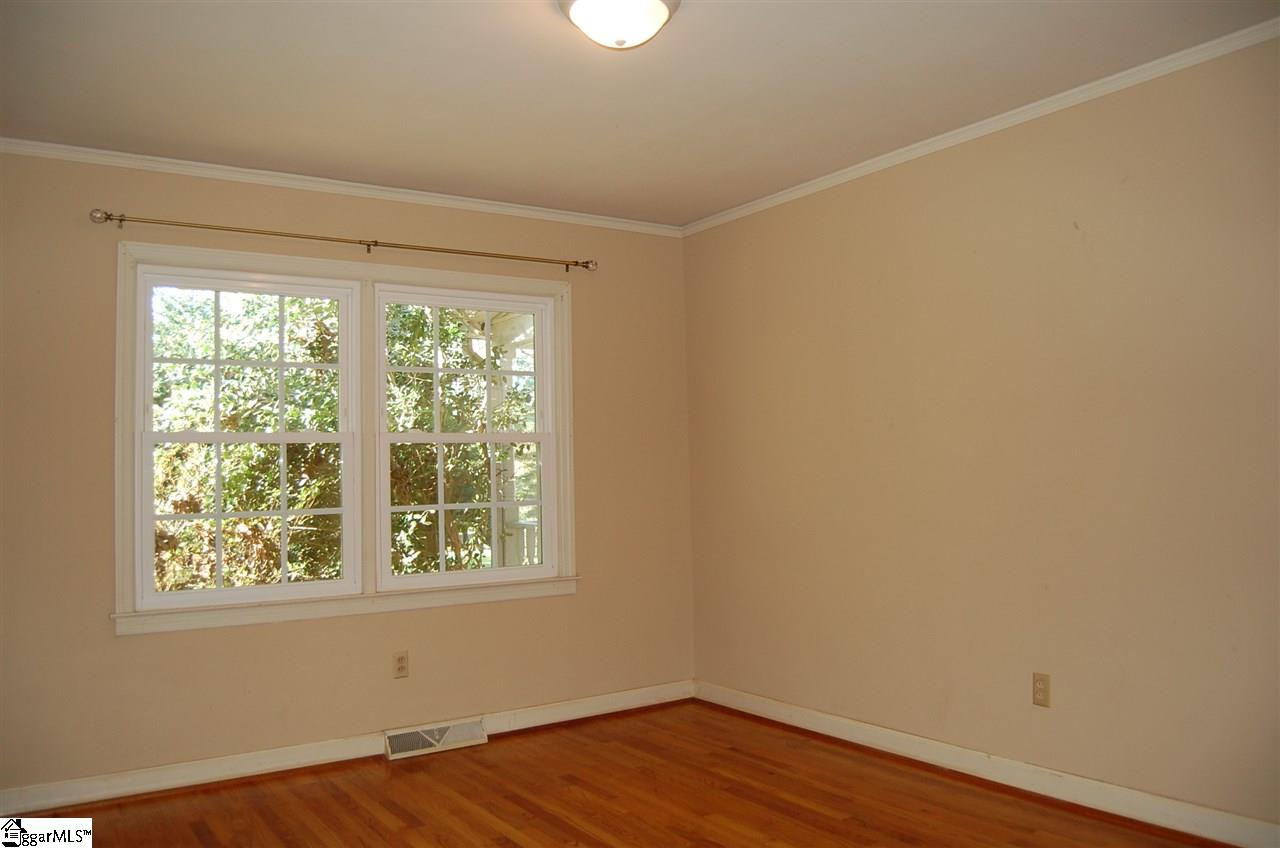 347 Holly Bush Road Easley, SC 29640 - Photo 14 of 36