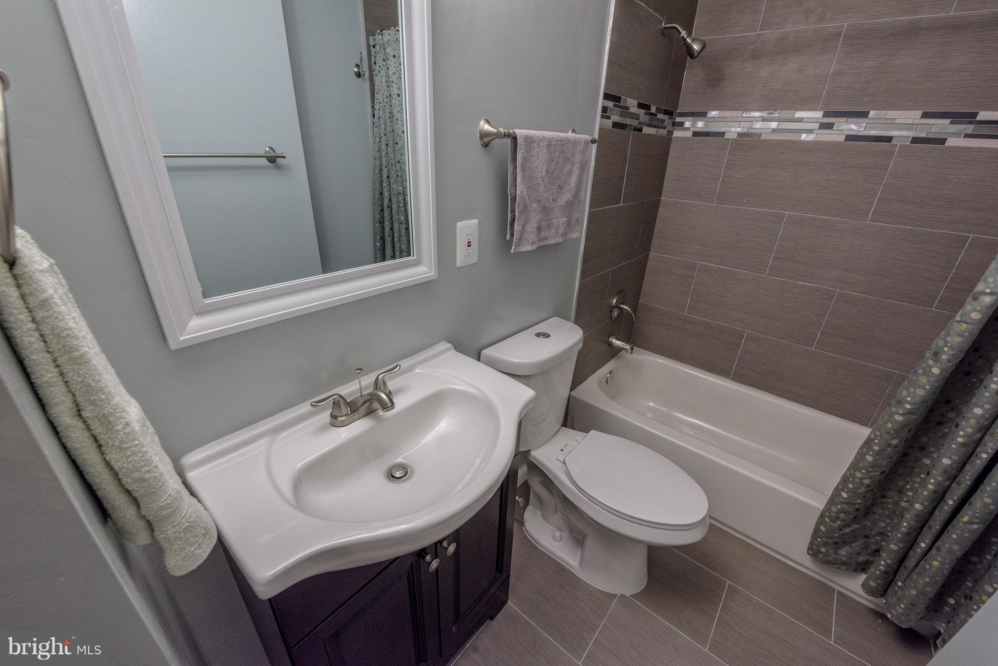 4809 Strathdale Road Baltimore, MD 21206 - Photo 22 of 27 Bath